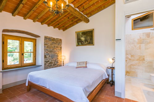 Foto 4 - Appartamento con 3 camere da letto a Greve in Chianti con terrazza