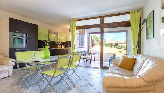 Haus mit 4 Schlafzimmern in Arzachena mit garten und terrasse - Foto 2