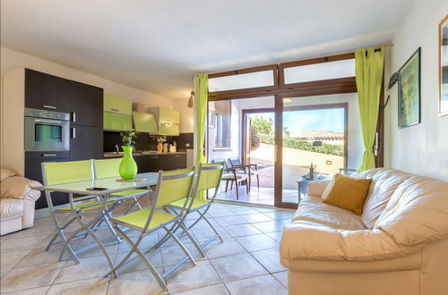 Foto 3 - Casa con 2 camere da letto a Arzachena con giardino e terrazza