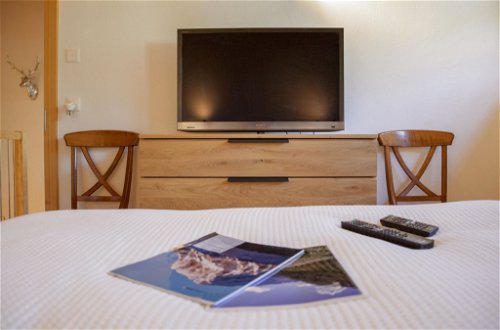 Foto 14 - Appartamento con 3 camere da letto a Ollon con vasca idromassaggio e vista sulle montagne