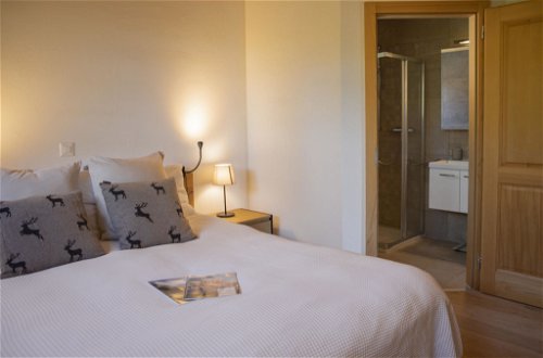 Foto 12 - Appartamento con 3 camere da letto a Ollon con vasca idromassaggio e vista sulle montagne