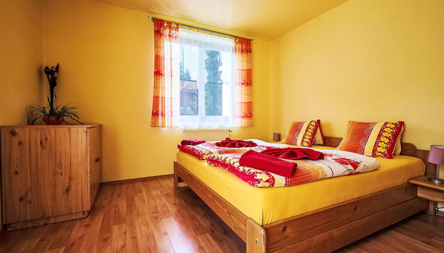 Appartamento con 2 camere da letto a Harrachov con giardino - Foto 4