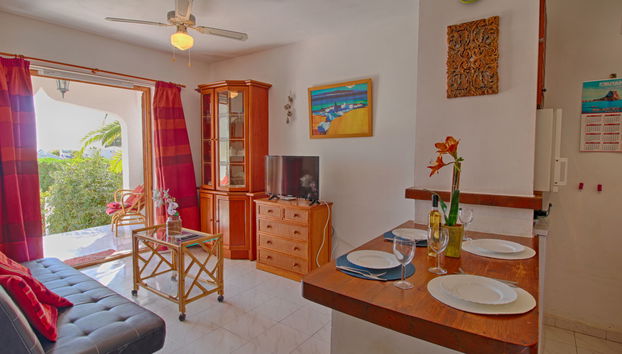 Casa de 2 quartos em Calp com piscina e jardim - Foto 3