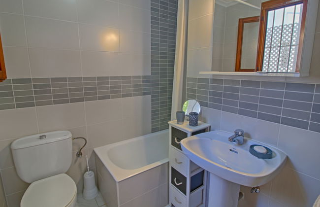 Casa de 2 quartos em Calp com piscina e jardim - Foto 8