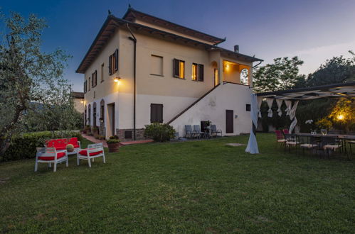 Foto 76 - Casa de 5 habitaciones en San Gimignano con piscina privada y jardín