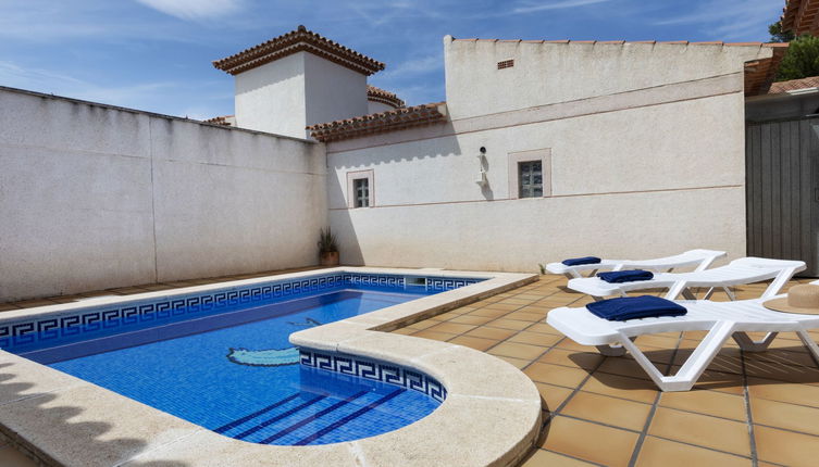 Photo 1 - Maison de 4 chambres à Mont-roig del Camp avec piscine privée et vues à la mer