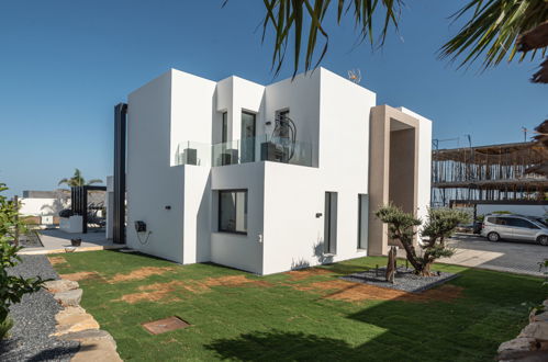 Foto 60 - Casa de 4 habitaciones en Manilva con piscina privada y vistas al mar
