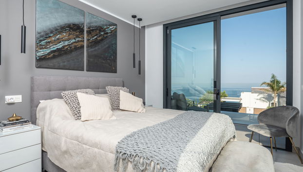 Casa de 6 quartos em Manilva com piscina privada e jardim - Foto 4