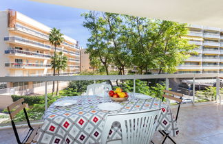 Foto 3 - Apartamento de 2 habitaciones en Salou con piscina y vistas al mar