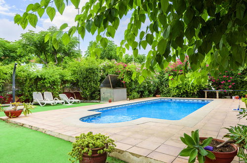 Photo 1 - Maison de 2 chambres à Burriana avec piscine et jardin