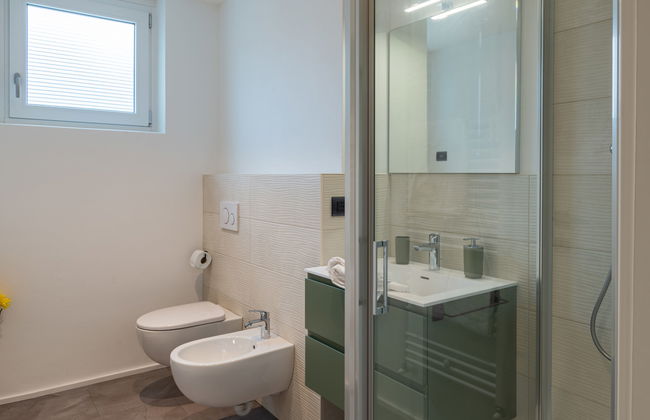 2 bedroom Apartment in Gravedona ed Uniti with terrace - Photo 26
