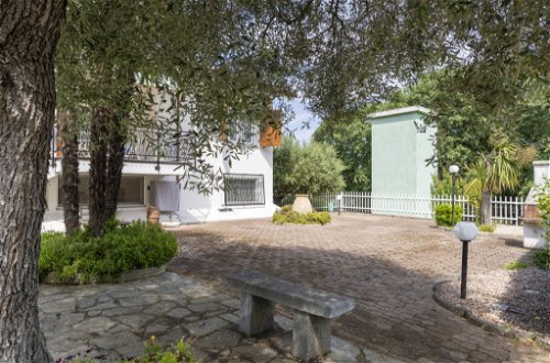 Foto 31 - Appartamento con 2 camere da letto a Andora con giardino e vista mare