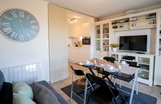 Apartamento de 2 quartos em De Haan com piscina e jardim - Foto 19