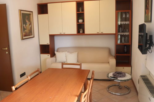 Foto 9 - Apartamento de 2 quartos em Lazise com piscina e vista para a montanha