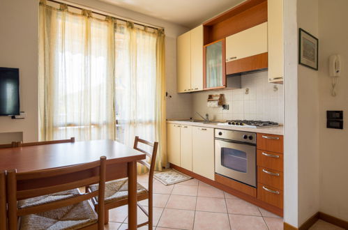 Foto 6 - Apartamento de 2 quartos em Lazise com piscina e jardim