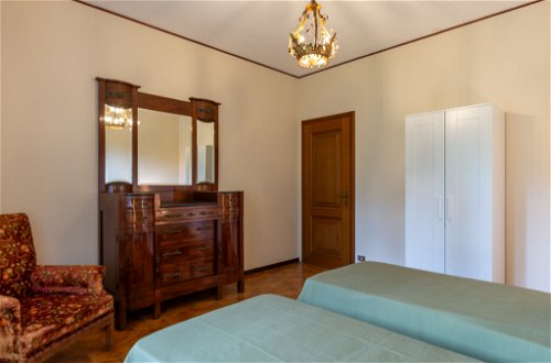 Foto 23 - Haus mit 2 Schlafzimmern in Villa Guardia mit garten und terrasse