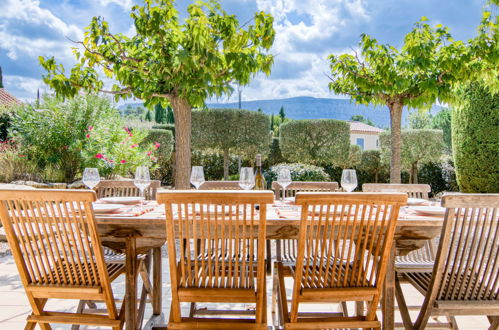 Foto 7 - Casa de 4 quartos em Nans-les-Pins com piscina privada e jardim