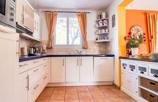 Casa de 5 quartos em Nans-les-Pins com piscina privada e jardim - Foto 14