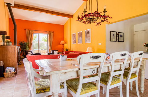 Photo 13 - 4 bedroom House in Nans-les-Pins with private pool and garden