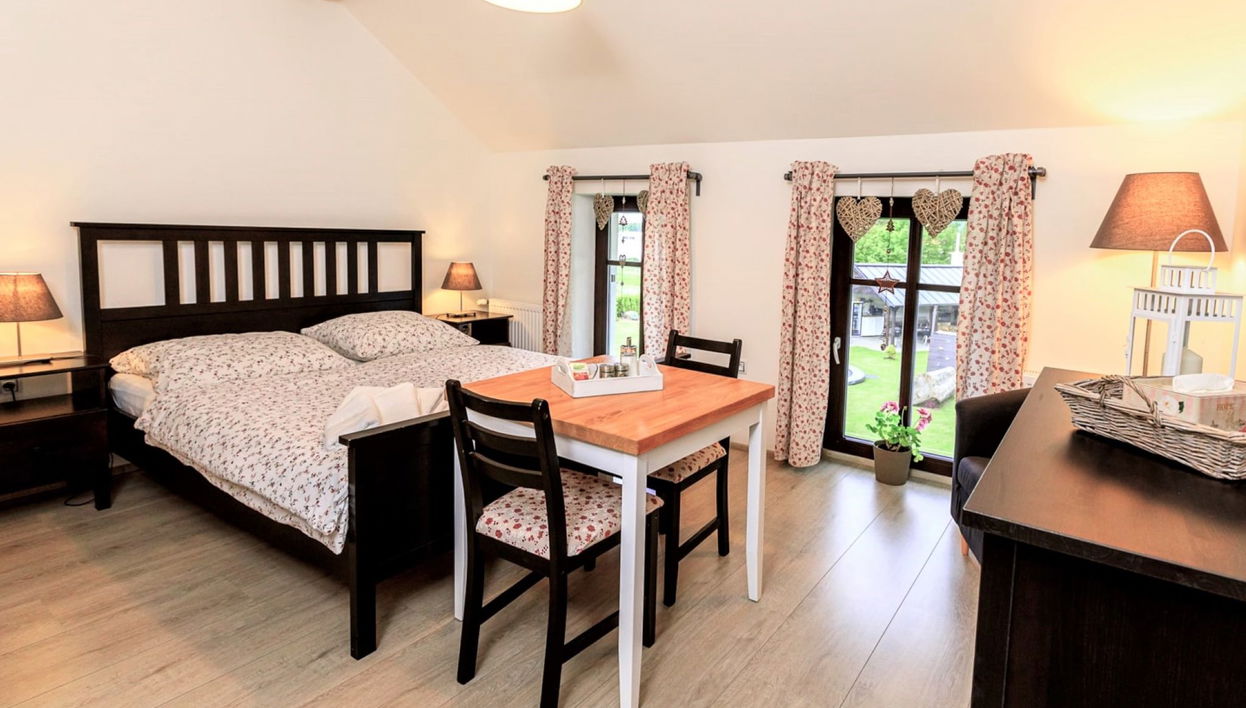 Apartamento de 1 quarto em Arnoltice com jardim e terraço - Foto 1