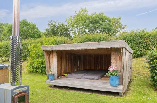 Photo 10 - 3 bedroom House in Juelsminde with terrace and hot tub