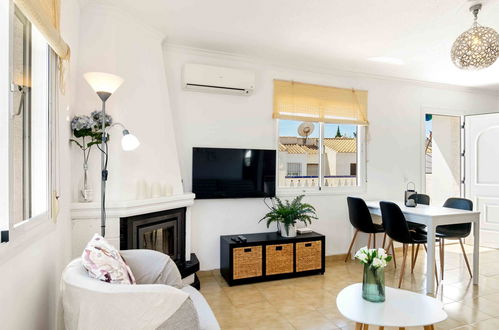 Photo 6 - 2 bedroom Apartment in Orihuela with swimming pool and terrace