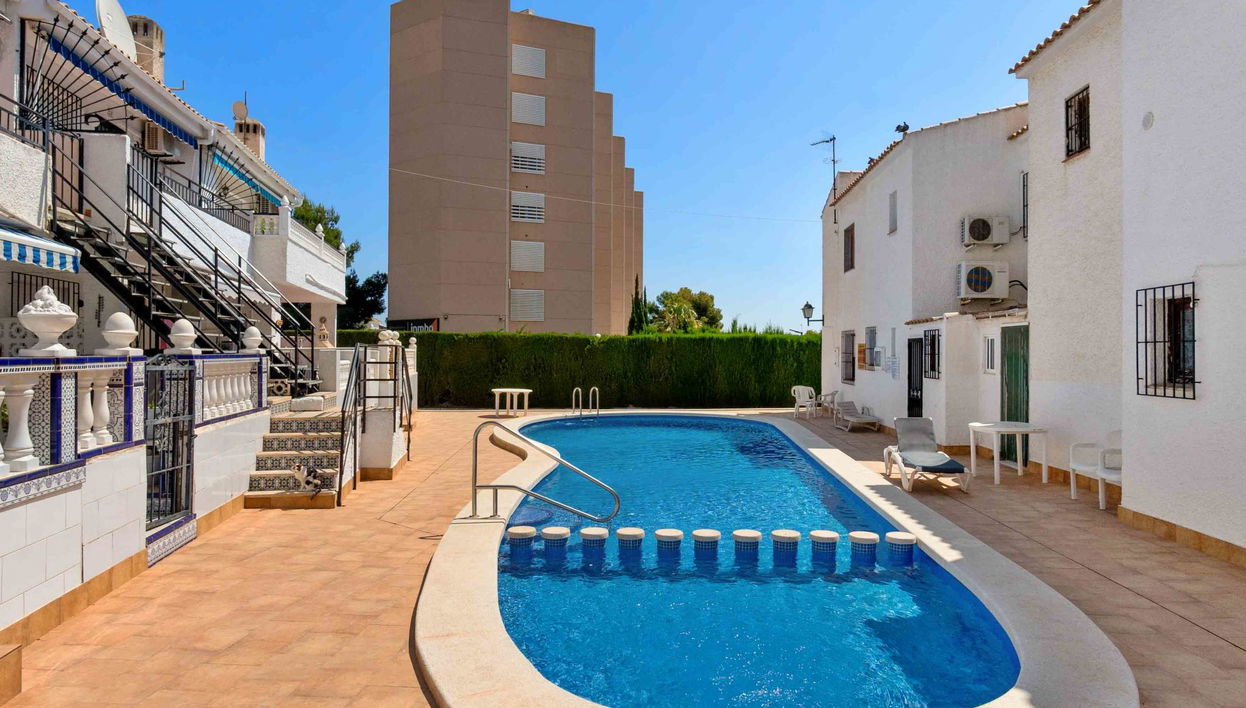 Appartement de 3 chambres à Orihuela avec piscine et terrasse - Photo 1