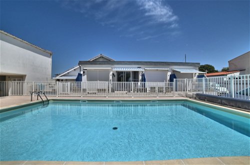 Photo 23 - 1 bedroom Apartment in Saint-Pierre-d'Oléron with swimming pool and sea view