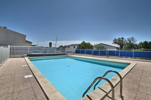 Foto 2 - Apartamento de 1 habitación en Saint-Pierre-d'Oléron con piscina y vistas al mar