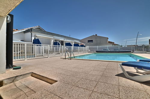 Foto 21 - Apartamento de 1 habitación en Saint-Pierre-d'Oléron con piscina y vistas al mar