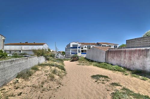 Foto 16 - Apartment mit 1 Schlafzimmer in Saint-Pierre-d'Oléron mit schwimmbad und blick aufs meer