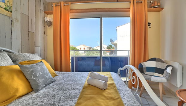 2 bedroom Apartment in Saint-Pierre-d'Oléron with swimming pool and terrace - Photo 4