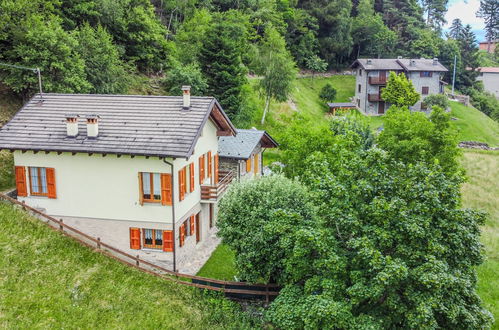 Photo 35 - Maison de 2 chambres à Civo avec jardin et vues sur la montagne