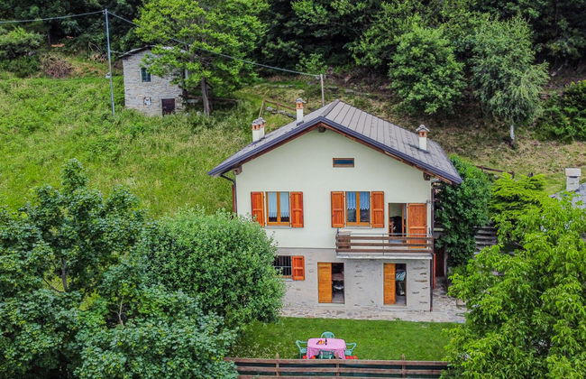 Casa de 2 quartos em Civo com jardim e terraço - Foto 1