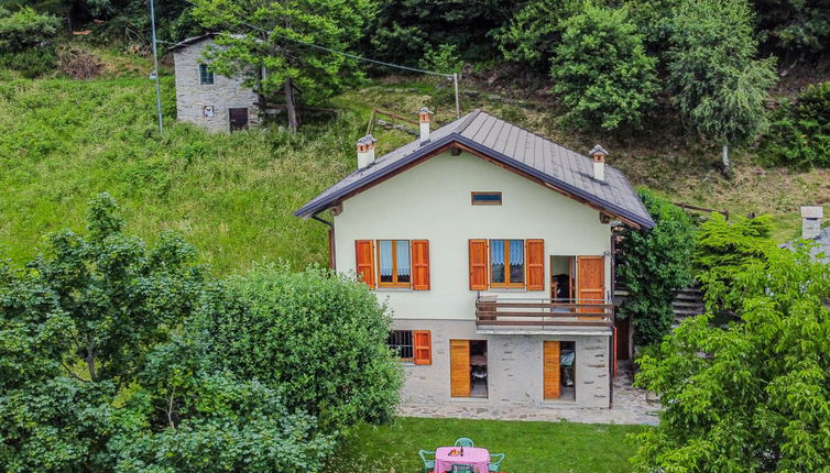 Photo 1 - Maison de 2 chambres à Civo avec jardin et terrasse