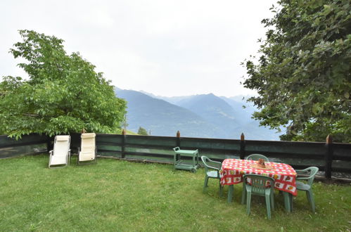 Foto 52 - Casa de 2 quartos em Civo com jardim e vista para a montanha