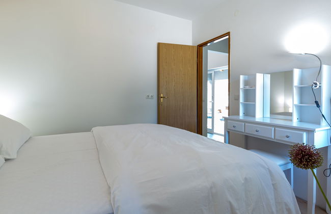 Casa de 3 quartos em Sveti Filip i Jakov com piscina privada e terraço - Foto 10