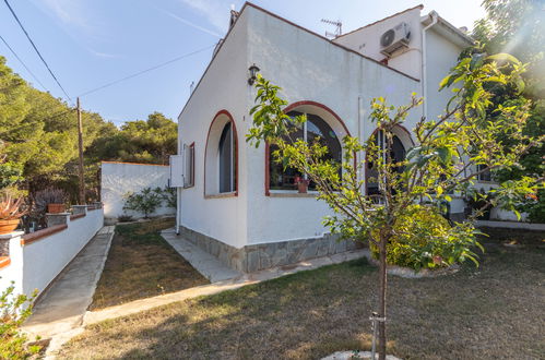 Foto 1 - Casa con 2 camere da letto a Creixell con giardino e vista mare