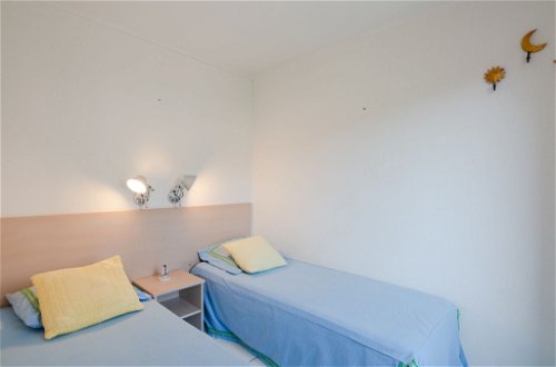 Foto 10 - Casa con 2 camere da letto a Saint-Raphaël con piscina e vista mare