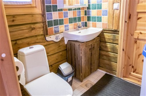 Foto 23 - Haus mit 1 Schlafzimmer in Sotkamo mit sauna