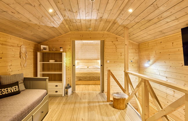Casa de 2 quartos em Mladé Buky com piscina e jardim - Foto 24