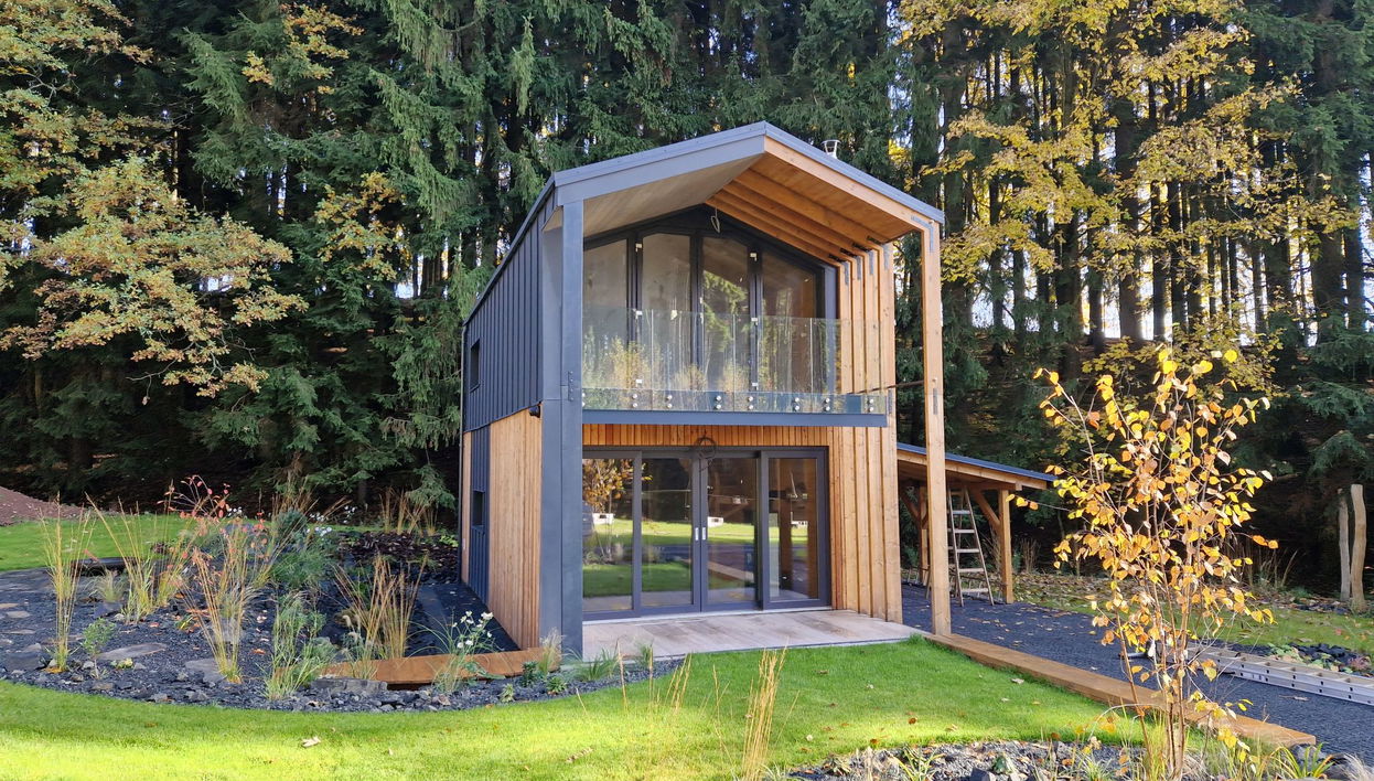 Maison de 2 chambres à Mladé Buky avec piscine et jardin - Photo 1