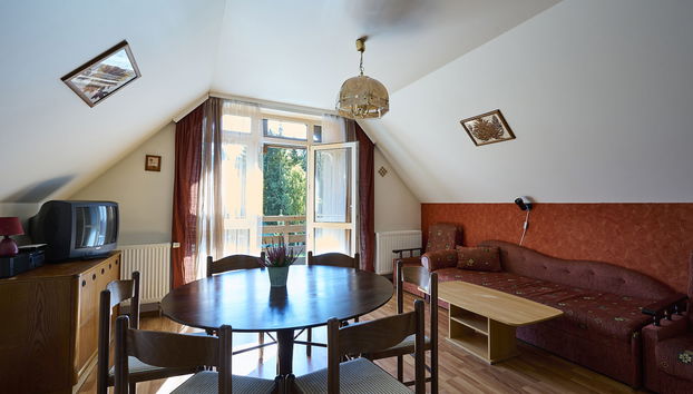 3 bedroom Apartment in Harrachov with garden - Photo 4