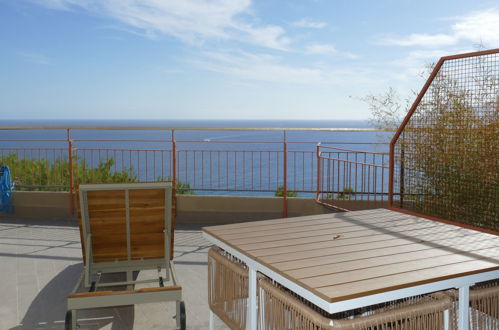 Foto 23 - Appartamento con 1 camera da letto a Ventimiglia con terrazza e vista mare