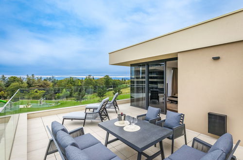 Photo 33 - Maison de 4 chambres à Umag avec piscine et terrasse