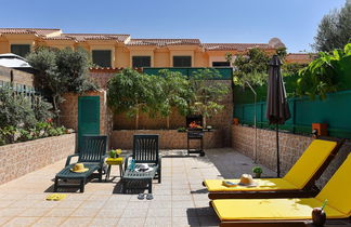 Photo 2 - Appartement de 2 chambres à San Bartolomé de Tirajana avec piscine et vues à la mer