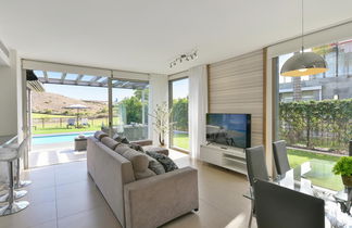 Photo 3 - Maison de 2 chambres à San Bartolomé de Tirajana avec piscine privée et vues à la mer