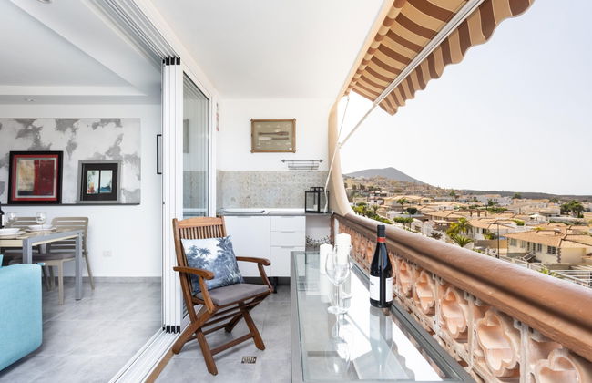 Appartement de 3 chambres à Arona avec terrasse - Photo 1