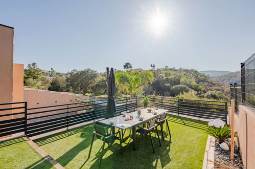 Foto 20 - Casa de 3 quartos em Fréjus com piscina privada e jardim