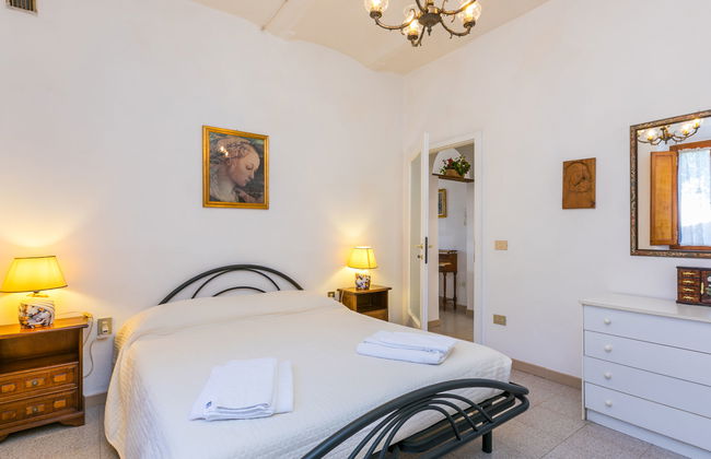 Casa de 3 quartos em Chiusi com jardim e terraço - Foto 12